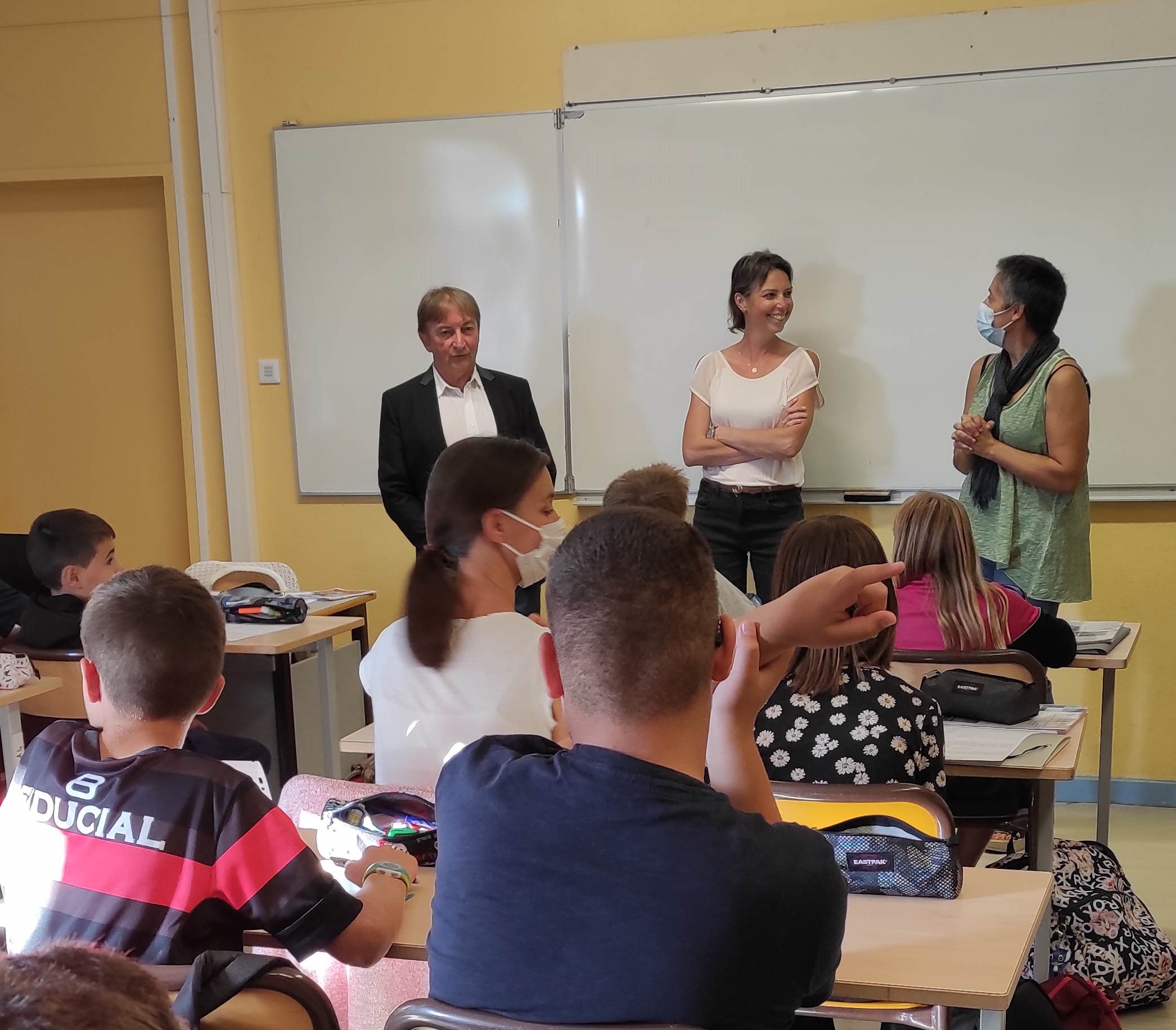 Visite des conseillers départementaux au collège