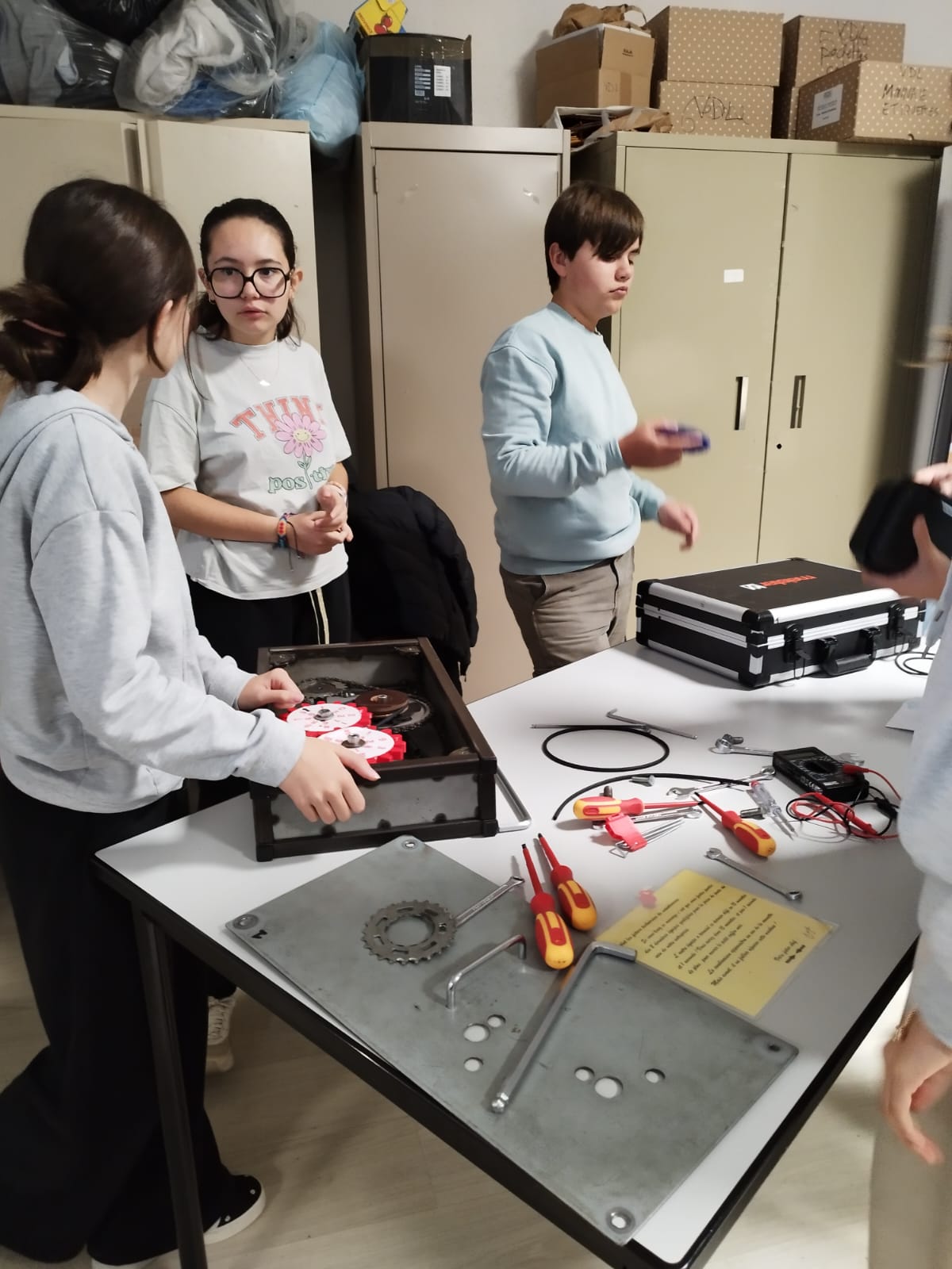 métiers de l'industrie 2025 4eme